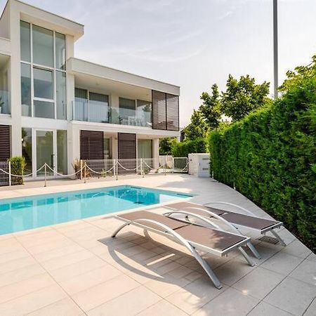 Apartment Luma With Pool Lido di Jesolo Zewnętrze zdjęcie